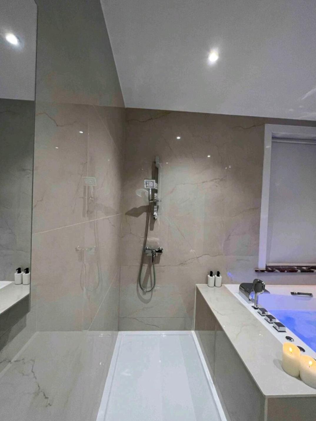 Sublime Appartement Calme Cosy & Jacuzzi Brüksel Dış mekan fotoğraf